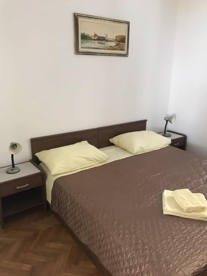 Seven Seas Apartments مْليني المظهر الخارجي الصورة